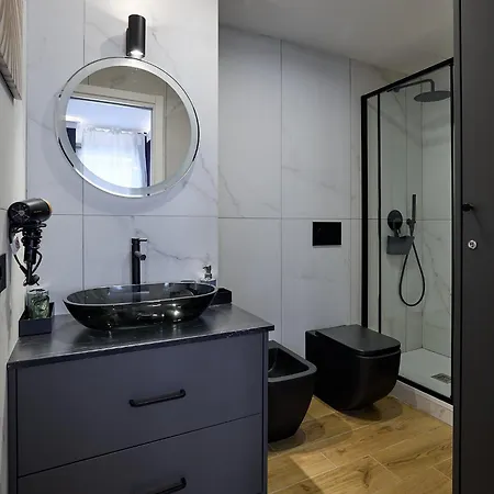 Apartment Merulanasuite Saint John Rome
